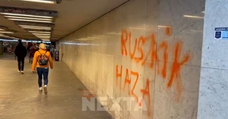Piszą to na murach w Budapeszcie. Tak zwracają się do Rosjan