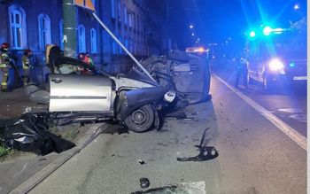 Z Seata został wrak. Dwie ofiary. Szczegóły tragedii w Sosnowcu