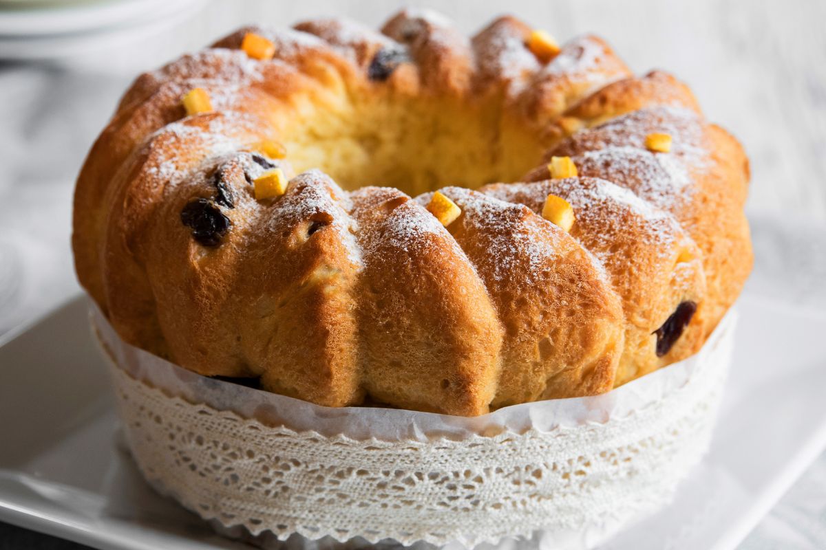 W Wielki Piątek pieczono "święcone". Przepis z końca XIX zaskakuje ilością jajek