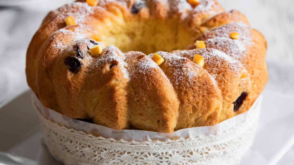  Babka wielkanocna z rodzynkami