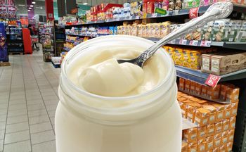 "Produkt majonezopodobny". Skład woła o pomstę do nieba