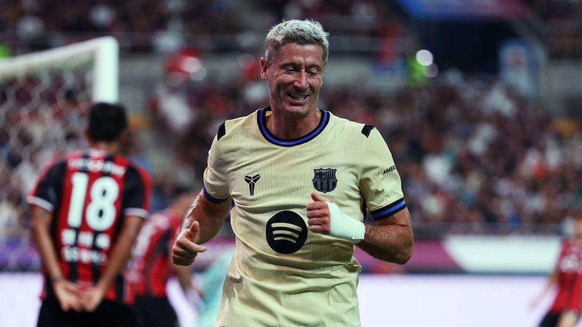 Getty Images /  Chung Sung-Jun/Getty Images / Robert Lewandowski