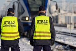 28-latek podróżował na sprzęgu