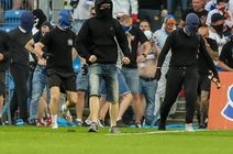Policja zatrzymała prowadzącego doping na meczu Lech Poznań - Legia Warszawa