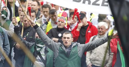 Manifestacja górników: "Złodzieje!". Na postulaty związkowców odpowiada premier