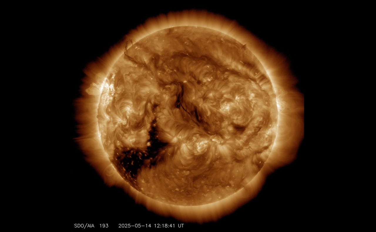 Bieguny Słońca uległy odwróceniu. Rozpoczął się nowy cykl słoneczny