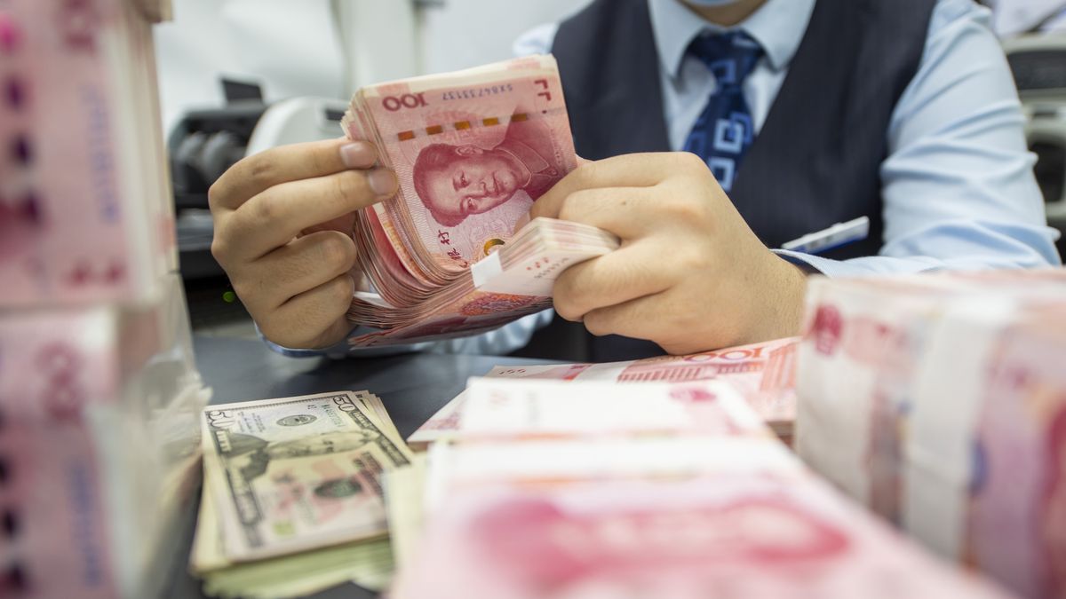 Chińska waluta rośnie w siłę