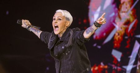 Agnieszka Chylińska wyśmiewa plotkę o wyjeździe z mężem na Florydę. "Nawet we Fromborku nie byliśmy razem"