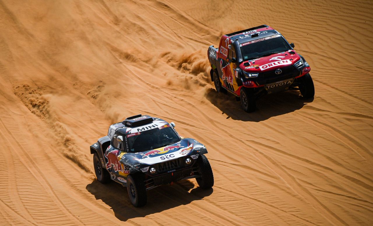 Dakar 2021 to bez wątpienia starcie Toyoty z Mini