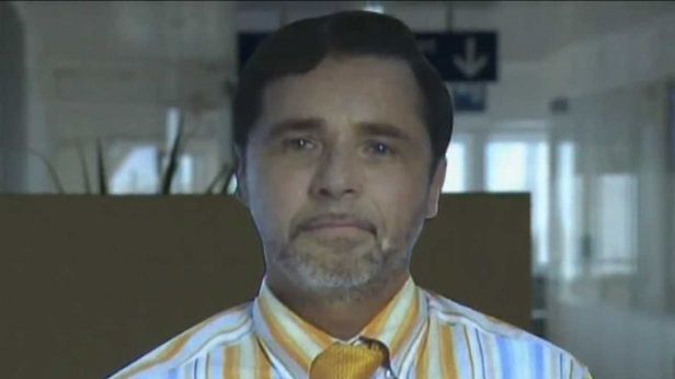 Niezwykle realistyczny hologram pomoże pasażerom na lotnisku [wideo] 1