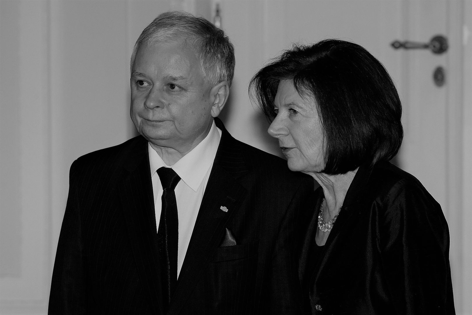 Rocznica pogrzebu Lecha i Marii Kaczyńskich. Oto, co prezydent przed śmiercią wyznał kard. Dziwiszowi