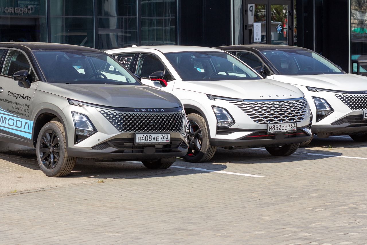 Rosną ceny nowych samochodów w Rosji. Wskazali powód