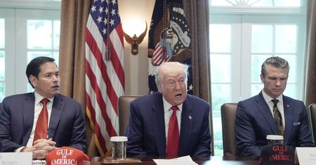 Umowa USA-Ukraina wisi na włosku. "Albo wszystko, albo niech wraca"