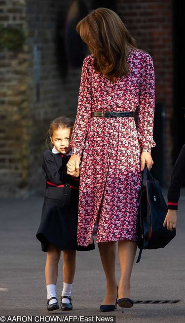 Księżniczka Charlotte z księżną Kate na rozpoczęciu roku szkolnego