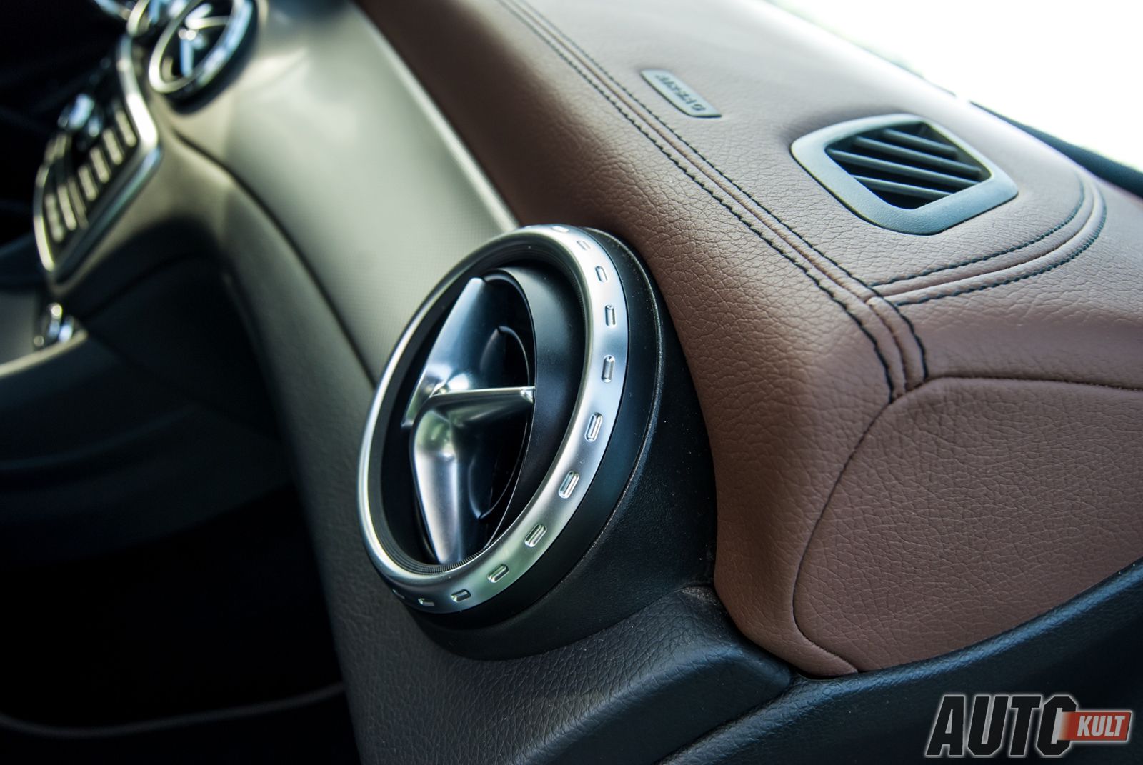 Mercedes-Benz GLA 200 CDI 4Matic 7G-DCT - test [galeria] 16