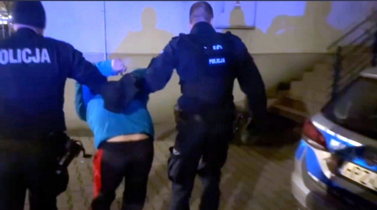 Warszawa: Próba gwałtu na przystanku. 37-latek w areszcie