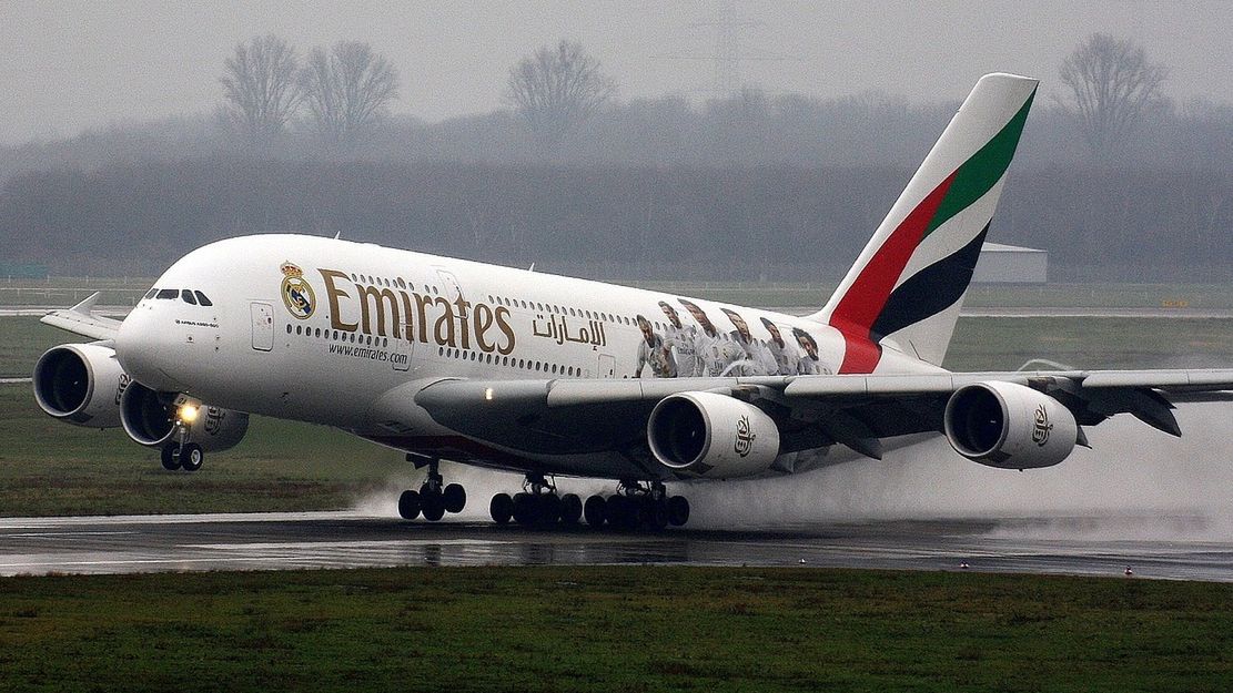 samolot linii Fly Emirates