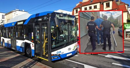 Kierowca autobusu spowodował kolizję. Bulwersujące, co miał w kabinie