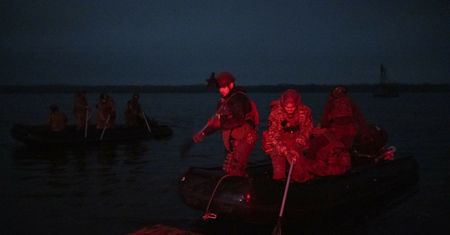 Bitwa pod Chersoniem wcale się nie skończyła. Ktoś kąsa Rosjan schowanych za rzeką