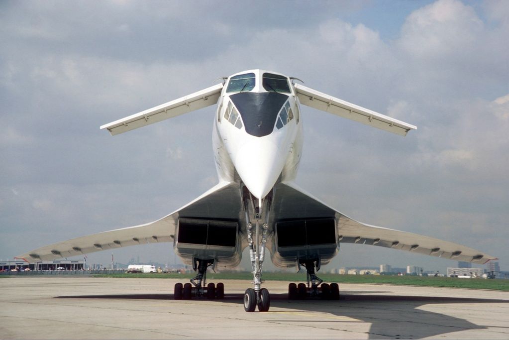 Tupolew Tu-144 - radziecki samolot naddźwiękowy