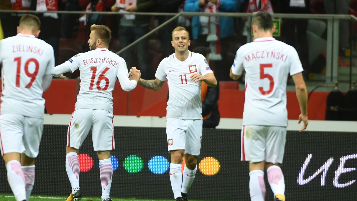 piłkarze reprezentacji Polski w trakcie meczu el MŚ 2018 z Czarnogórą