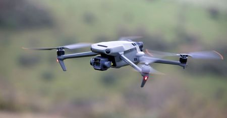 DJI brzydzi się wojną. Zawiesza sprzedaż dronów w Rosji i Ukrainie
