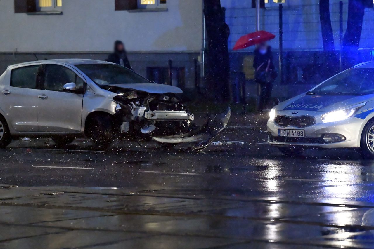 Szczecin. Zderzenie dwóch samochodów osobowych