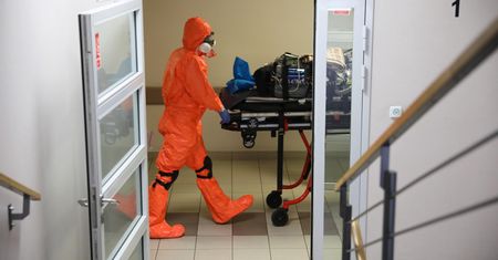 Koronawirus w Polsce i na świecie. Ministerstwo Zdrowia: nowe przypadki zakażenia i ofiary