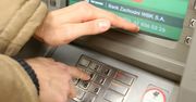 Uważaj na cash trapping. Bardzo groźny sposób przejęcia pieniędzy z bankomatu