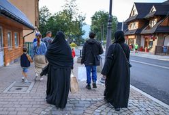 Takich reklam w Zakopanem jeszcze nie było. Arabów kuszą Arabowie