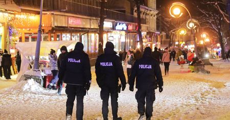 W wypadkach ofiary i ranni. Policja pokazała dane sylwestrowej nocy