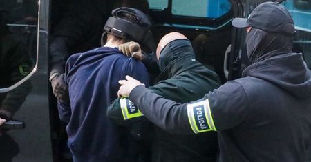 Prokuratura: Mieszko R. usłyszał zarzuty zabójstwa, usiłowania zabójstwa i znieważenia zwłok