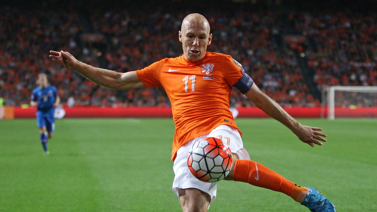 PIXATHLON/NEWSPIXPL / Arjen Robben