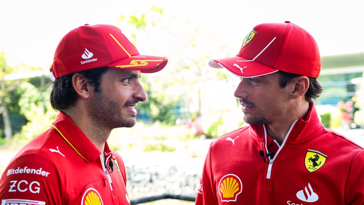 Materiały prasowe / Ferrari / Na zdjęciu: Carlos Sainz (z lewej) i Charles Leclerc