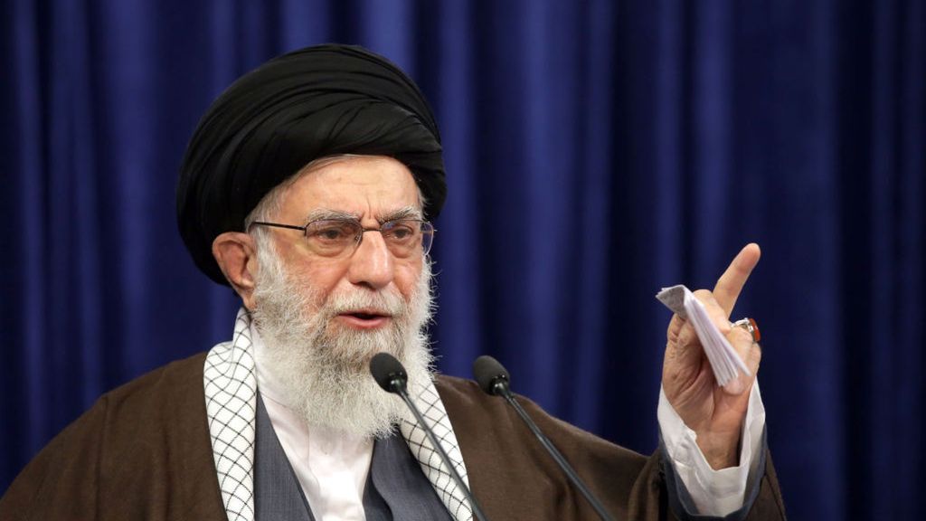  Najwyższy Przywódca Iranu Ali Chamenei