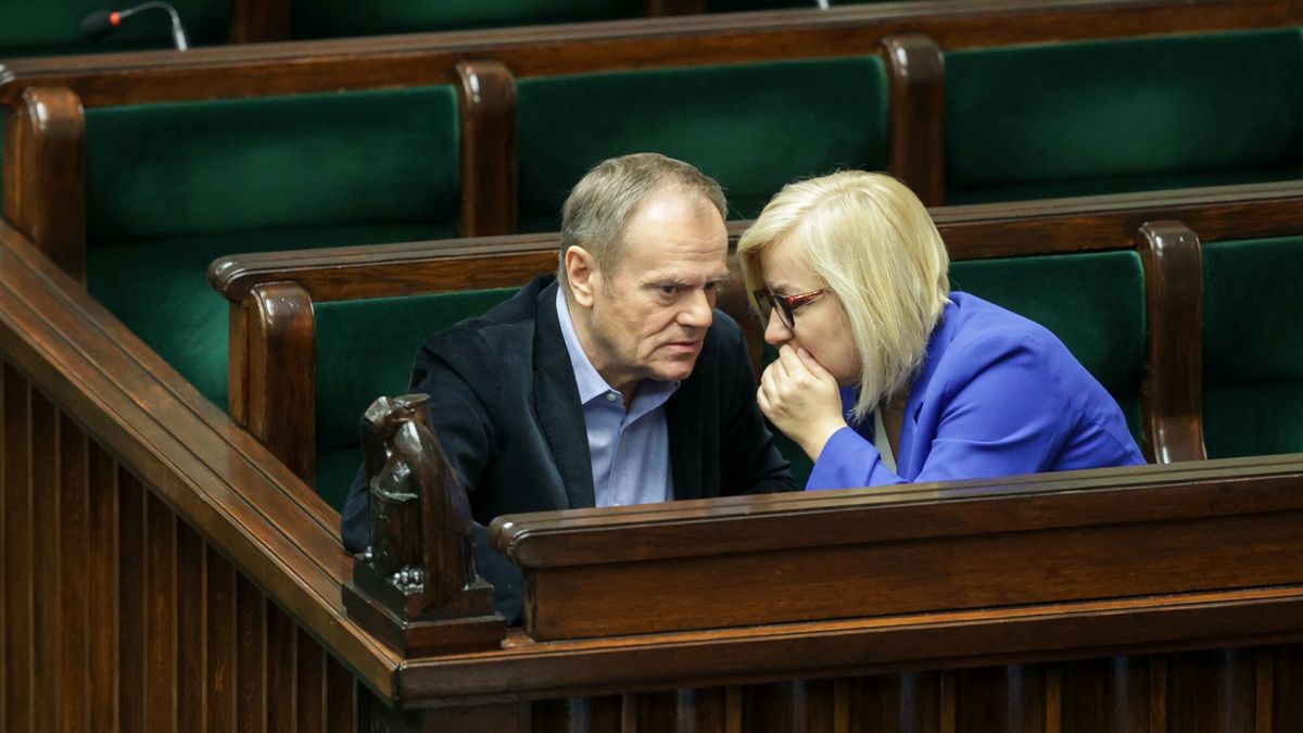 4. posiedzenie Sejmu X kadencji
25.01.2024 Warszawa, 4. posiedzenie Sejmu X kadencji, fot. Tomasz Jastrzebowski/REPORTER
N/z: Donald Tusk, Paulina Hennig-Kloska
Tomasz Jastrzebowski/REPORTER