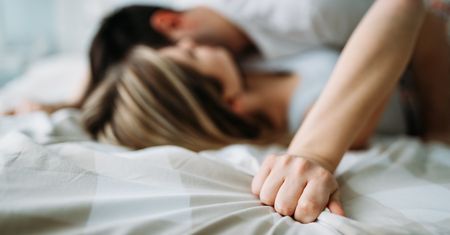 Popularna praktyka seksualna Polaków. Eksperci biją na alarm