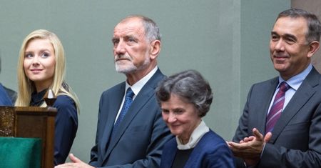 Ojciec prezydenta RADZI, JAK WYCHOWYWAĆ DZIECI: "Wzorcem był dla mnie ŚWIĘTY JÓZEF. Radzę PCHAĆ DZIECI NA MINISTRANTÓW"