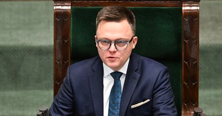 "Ojej". Hołownia reaguje na krzyki z sali