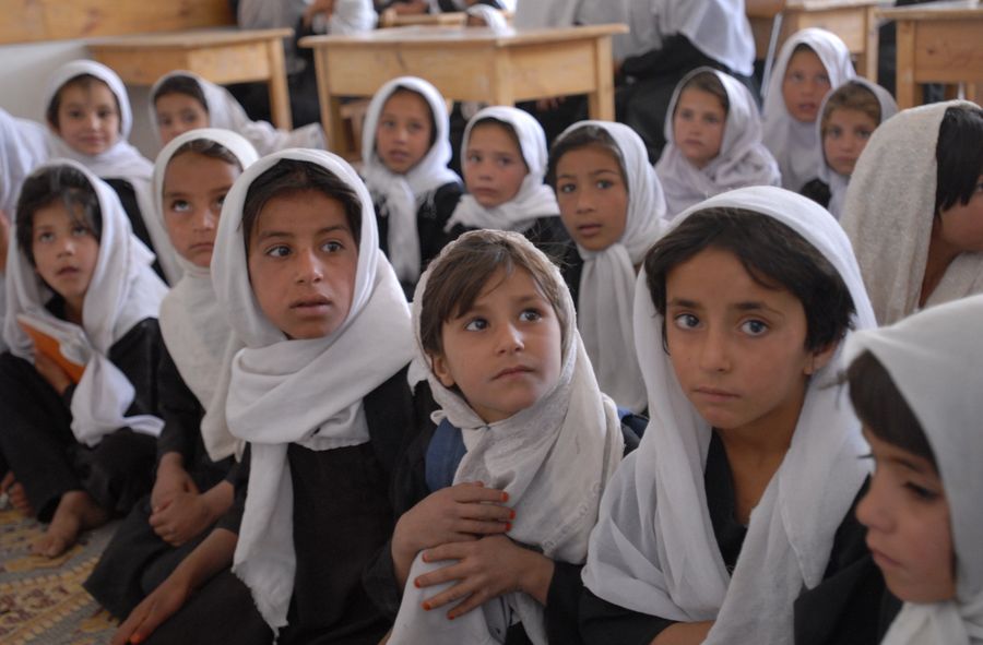 Otrucia w szkołach podstawowych w Afganistanie
