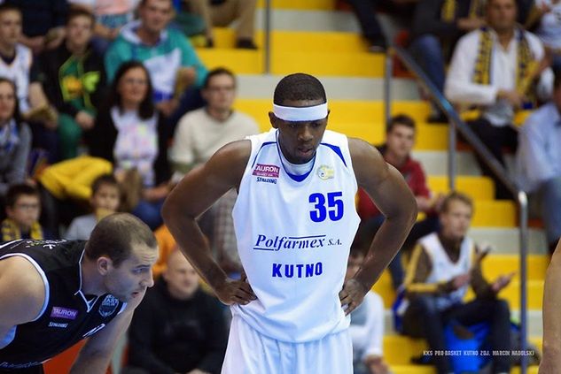 Kevin Johnson zdobył 15 punktów i zebrał 11 piłek przeciwko Wikanie