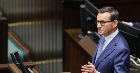 Więcej pieniędzy na kredyt 2 proc. Premier o "ogromnym popycie"