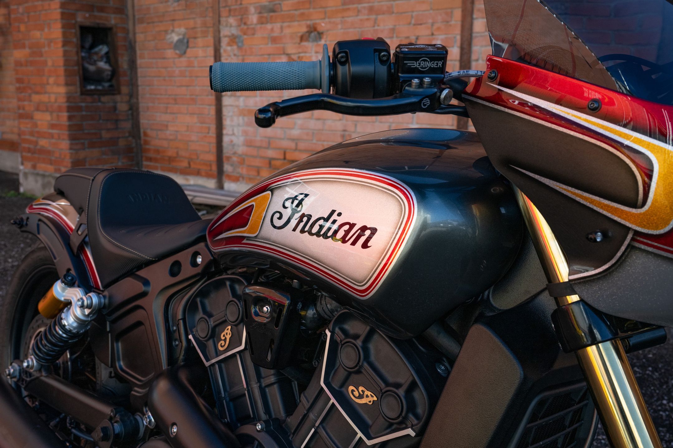 Customowy Indian Scout Rogue