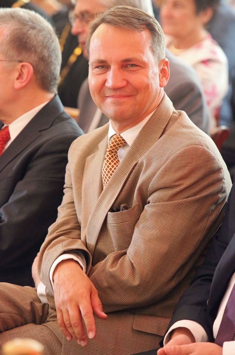Joe Biden coraz bliżej wygranej w wyborach prezydenckich. Radosław Sikorski już mu gratuluje