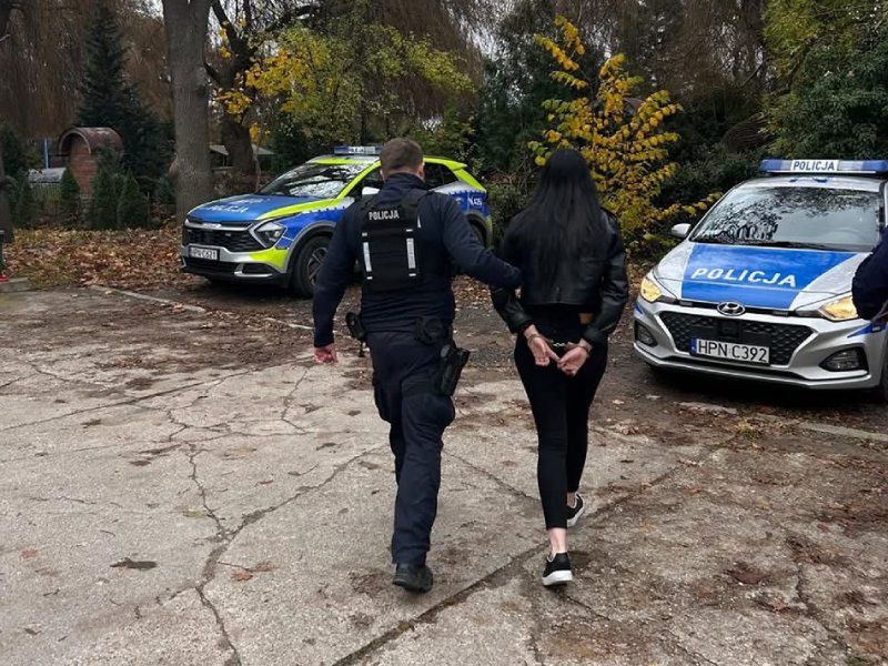 Różyny: Wyszła na przerwę w odbywaniu kary. Pijana wpadła autem do rowu