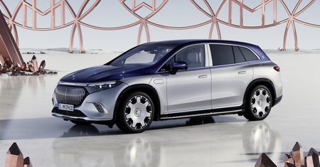 Mercedes-Maybach EQS SUV wjeżdża na salony. Elektryzujący luksus