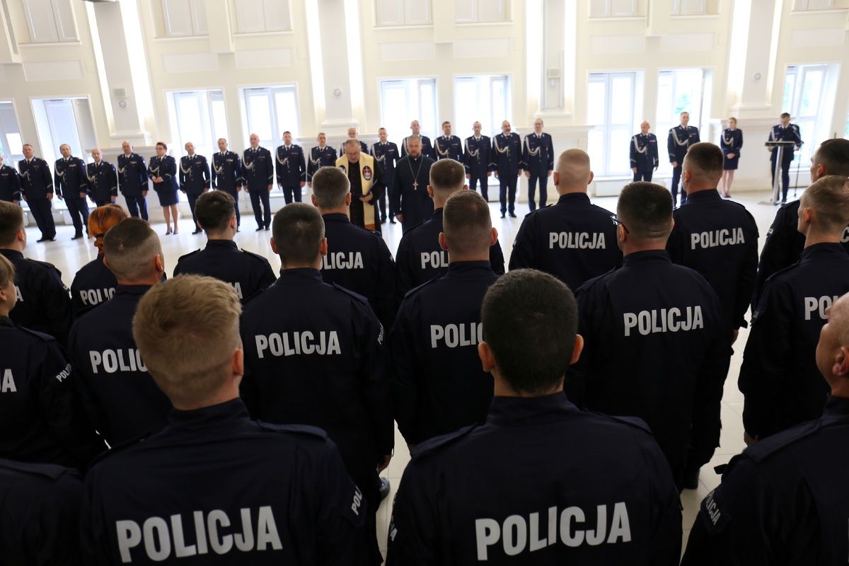 Ślubowanie nowych policjantów | fot. Policja