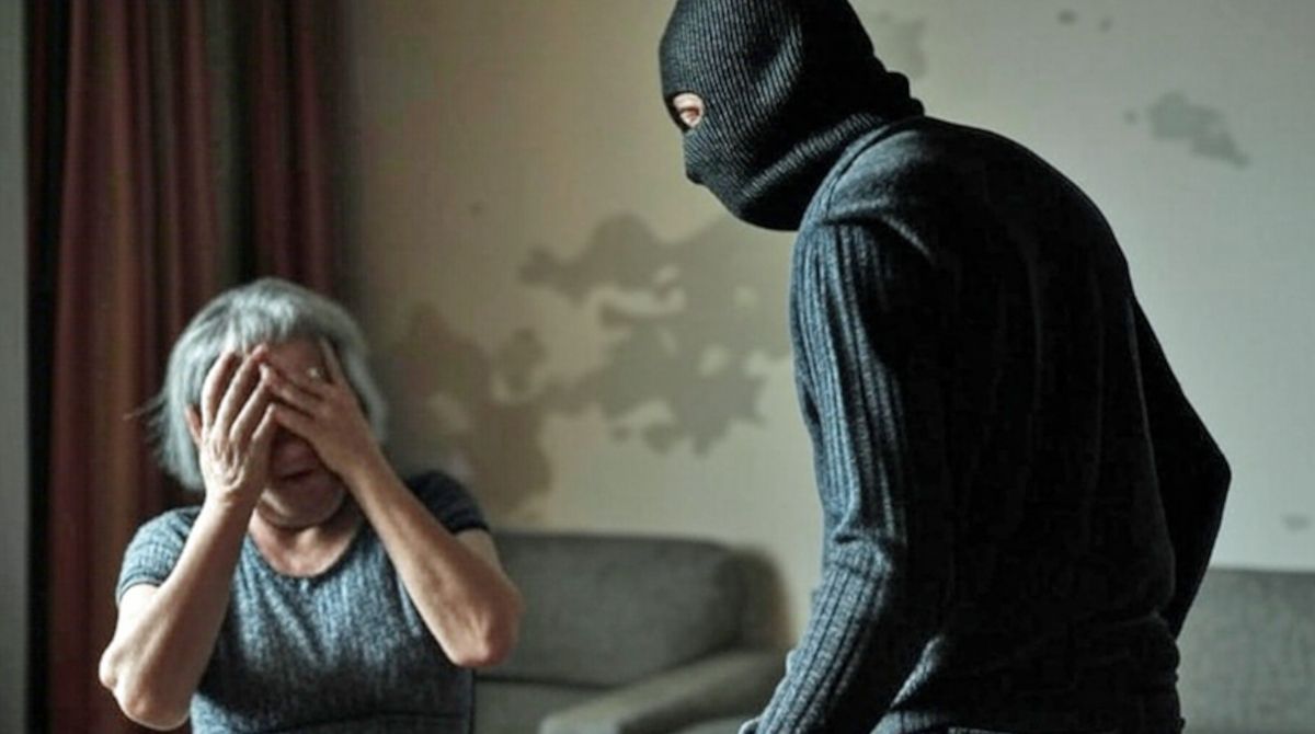 Syn znęcał się fizycznie i psychicznie nad 90-letnią matką.
