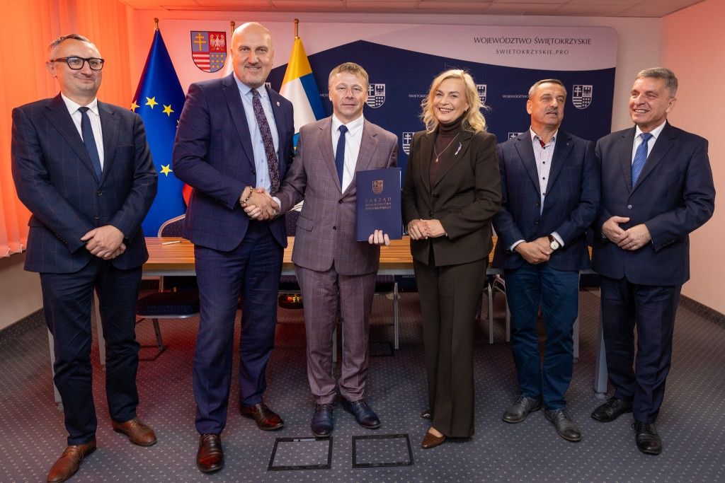 Mniejszy smog, niższe rachunki i piękniejsze miasta! Ponad 30 mln zł z funduszy europejskich trafi do 7 gmin w regionie