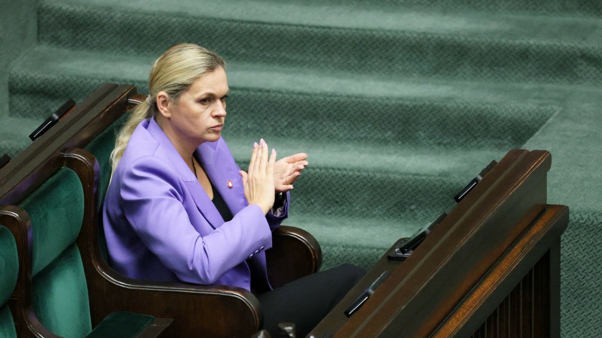 30. posiedzenie Sejmu X kadencji
Fot. Wojciech Olkusnik/East News, Warszawa, 05.03.2025. 30. posiedzenie Sejmu X kadencji. Lawy rzadowe. 
N/z: minister edukacji Barbara Nowacka
Wojciech Olkusnik